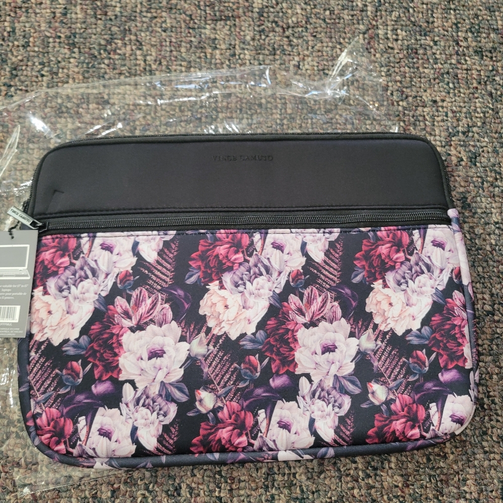 Vince Camuto Floral Laptop Sleeve